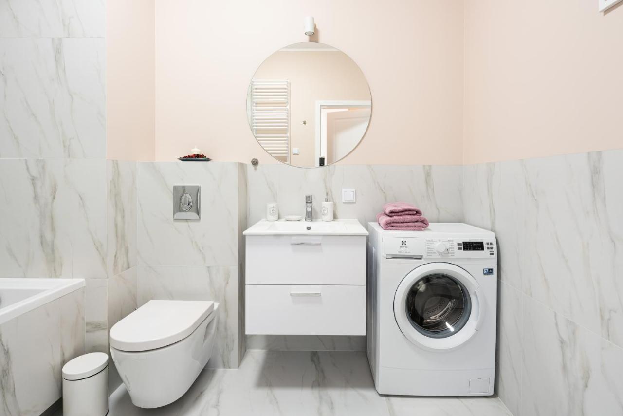 Superapart Aignera Apt 4, Family Friendly Oasis Warszawa Eksteriør bilde